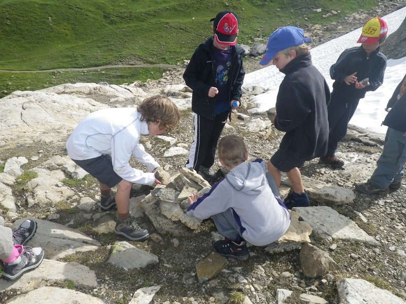62--Fabrication d'un cairn